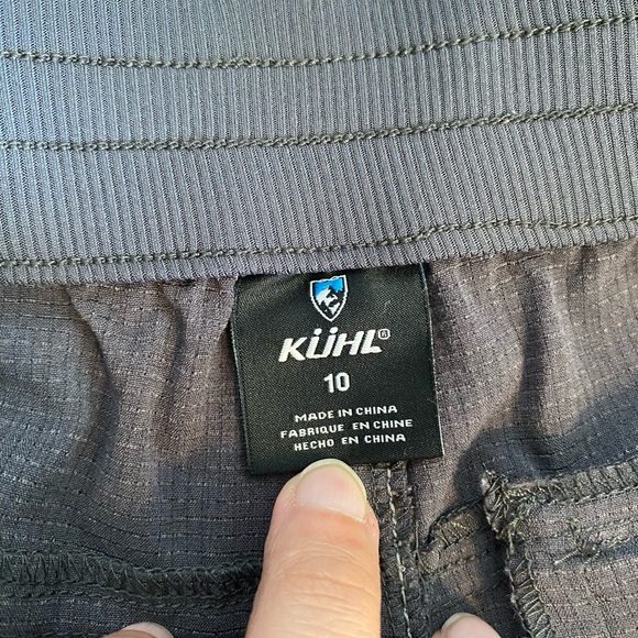 KUHL Women’s Grey Hiking Shorts Size 10 - Picture 3 of 9